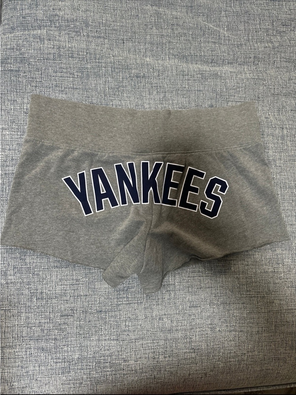 PINK Victoria's Secret Gray Yankees Logo Athletic Shorts - Picture 2 of 3